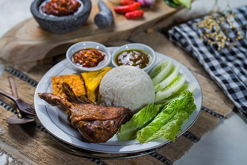 Bebek Ungkep 1 Ekor Khas Mas Yogi 500gr