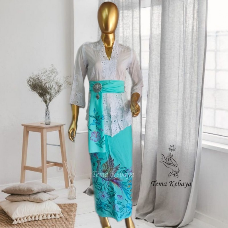 Set Kain Lilit dan Selendang Merak Pucuk