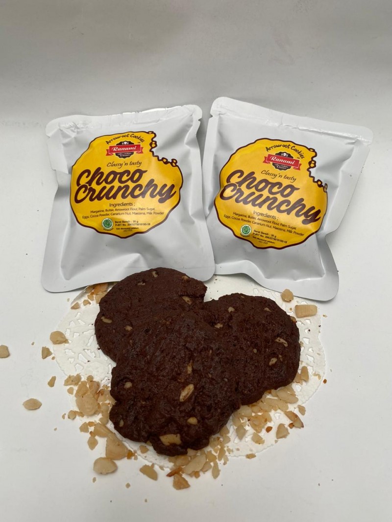 Arrowroot Cookies; Choco Crunchy