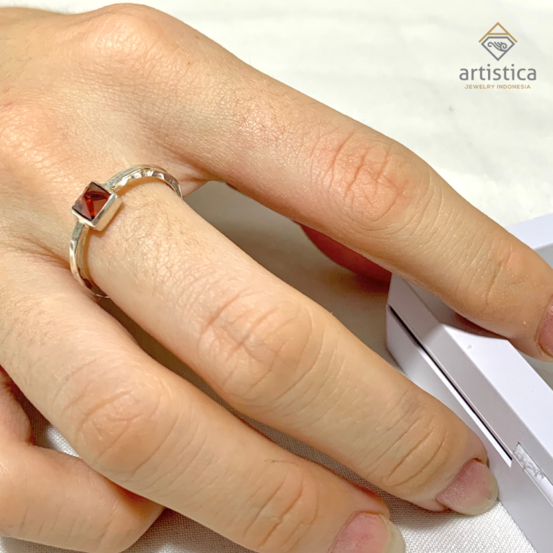 Birthstone Ring _Cincin Perak Asli
